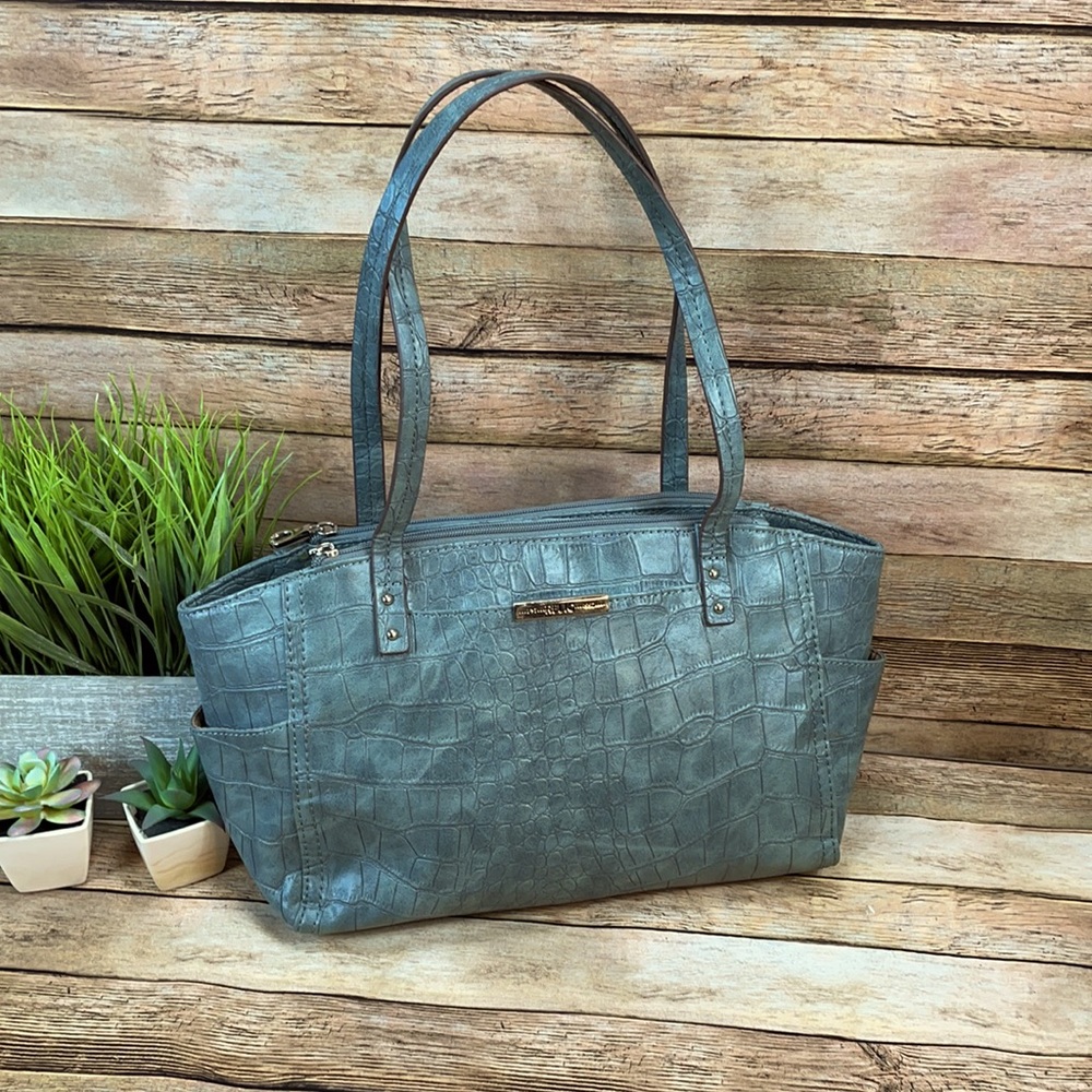Relic Purse Shoulder Bag Gray - Picture 16 of 16